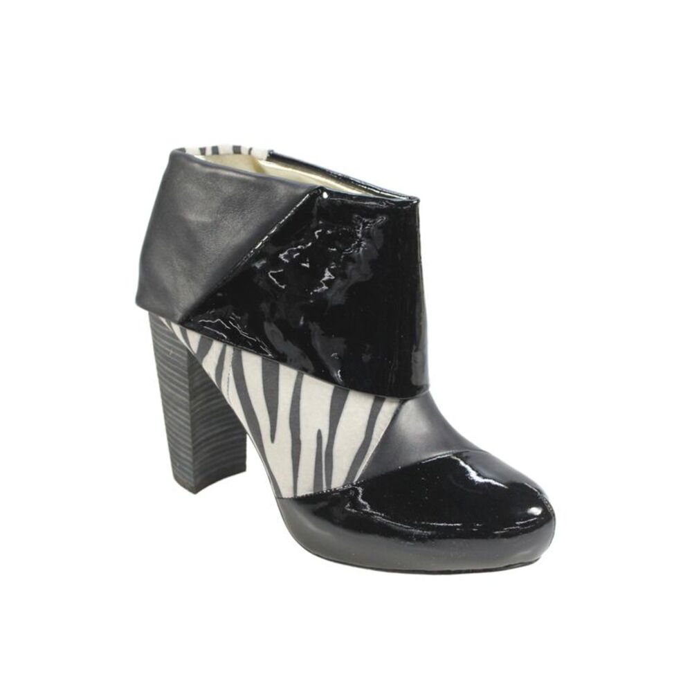 Matt Bernson Women's Patent Leather  Triad Zebra  Ankle Boots Black Size 10